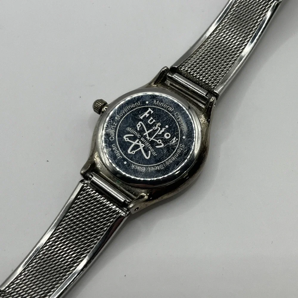 Fusion Atomic Wristwear Mesh Band Quartz Analog Women's‎ Watch- New Battery!